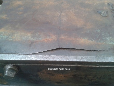 We found a crack on the sump pan.